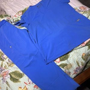 Women’s scrub set FIGS size Small